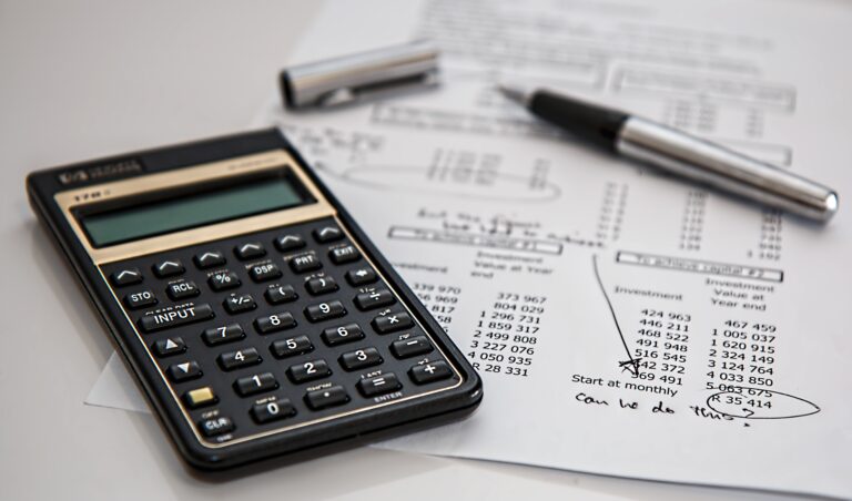 calculator with financial statement print out